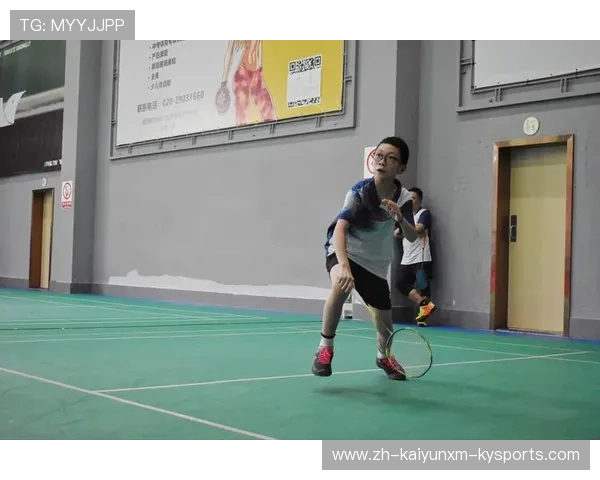 羽毛球进攻训练